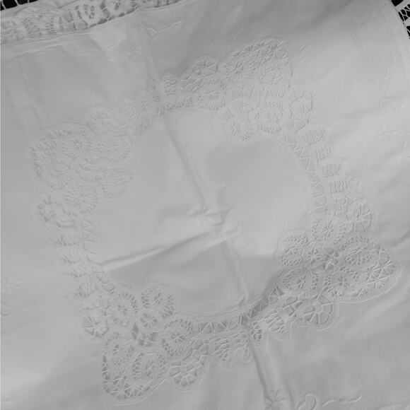 EXQUISITE CROCHET LACE & CUTWORK WHITE COTTON SQUARE EURO PILLOW SHAMS, PAIR-2! - Picture 2 of 9